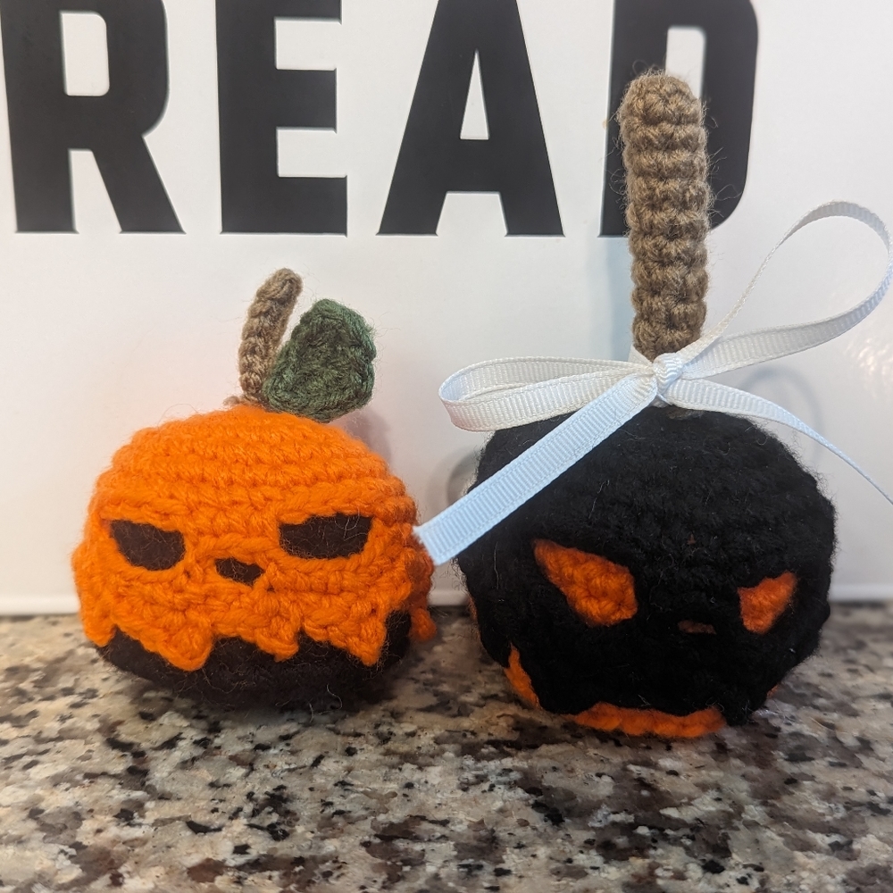 Crochet poison apples
